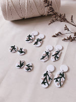 Load image into Gallery viewer, Calla Lilies (Dainty Pink) - Ground
