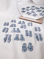 Load image into Gallery viewer, Contours (Midnight Marble) - Oval

